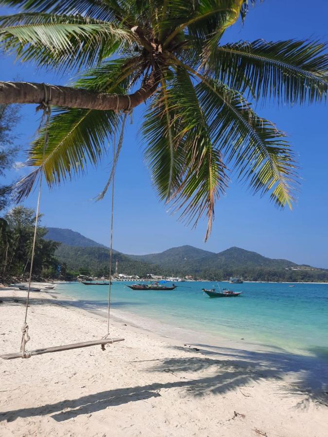 Suan Residence - Exotic And Contemporary Bungalows With Private Pool チャロクルム エクステリア 写真