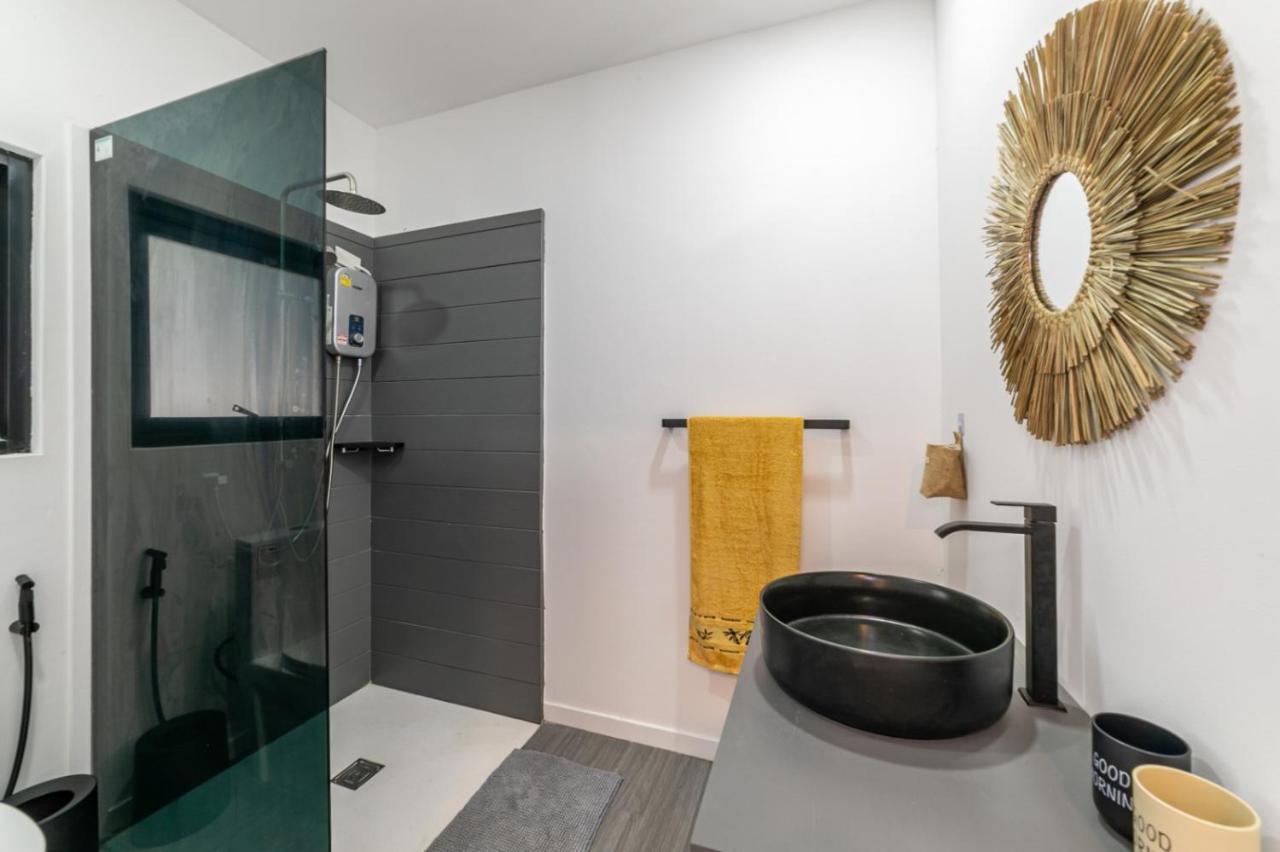 Suan Residence - Exotic And Contemporary Bungalows With Private Pool チャロクルム エクステリア 写真