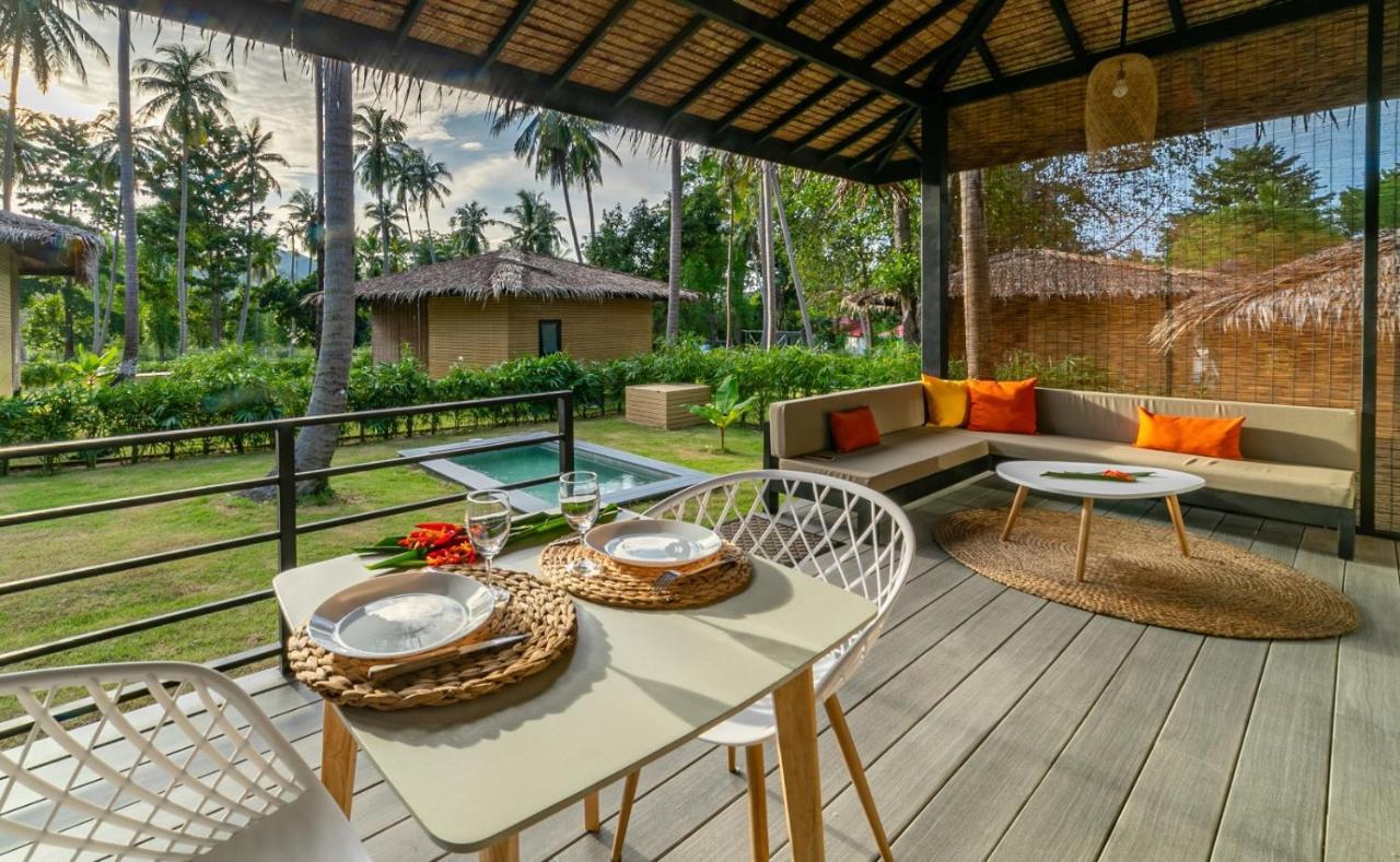 Suan Residence - Exotic And Contemporary Bungalows With Private Pool チャロクルム エクステリア 写真