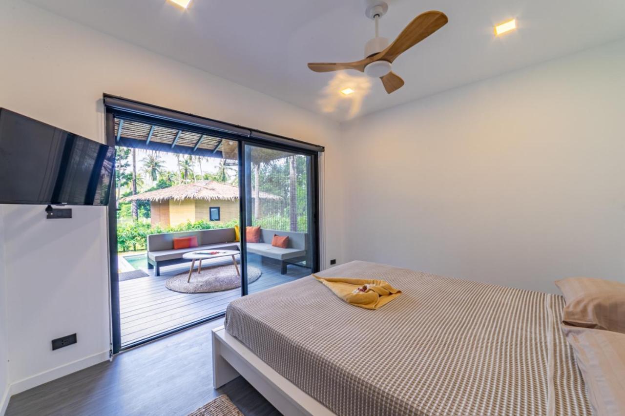 Suan Residence - Exotic And Contemporary Bungalows With Private Pool チャロクルム エクステリア 写真